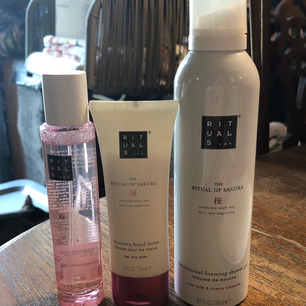Rituals The Ritual of Sakura Bath & Body Set — Pink & White